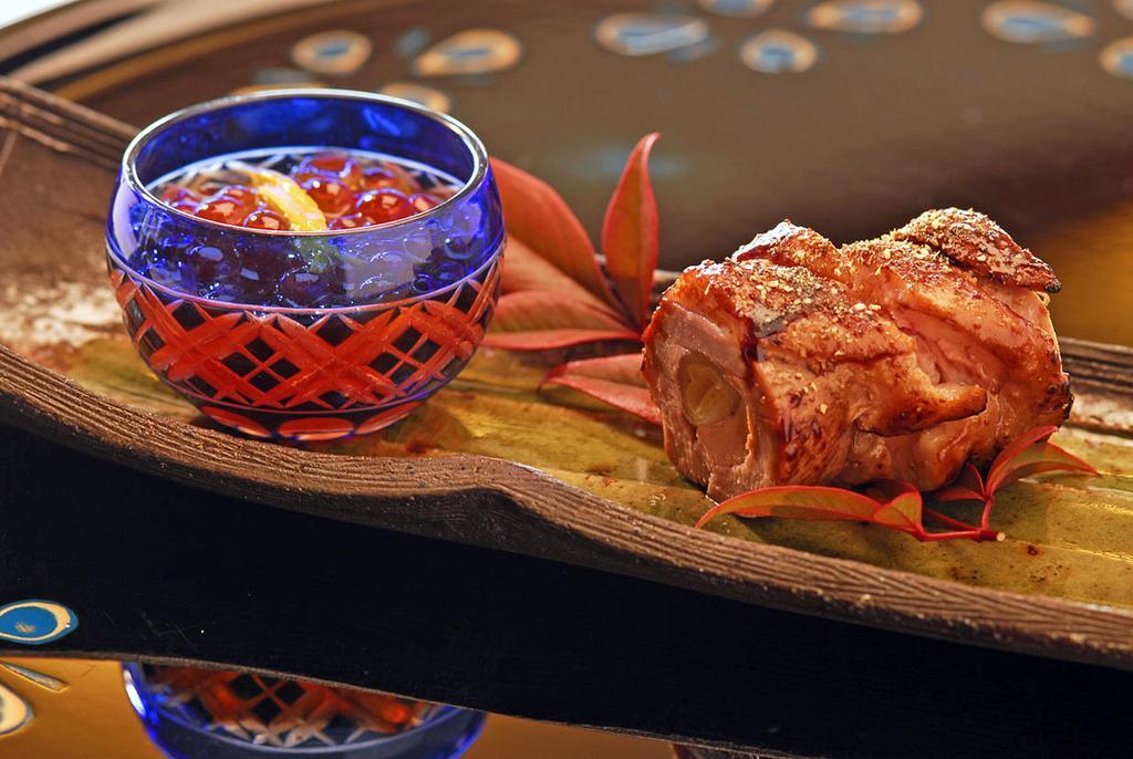 Hakone Tokinoshizuku Hotel Ngoại thất bức ảnh A pineapple upside down cake